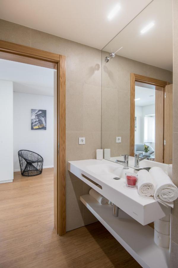Vista Lisboa Guest Apartments Almada Exterior photo