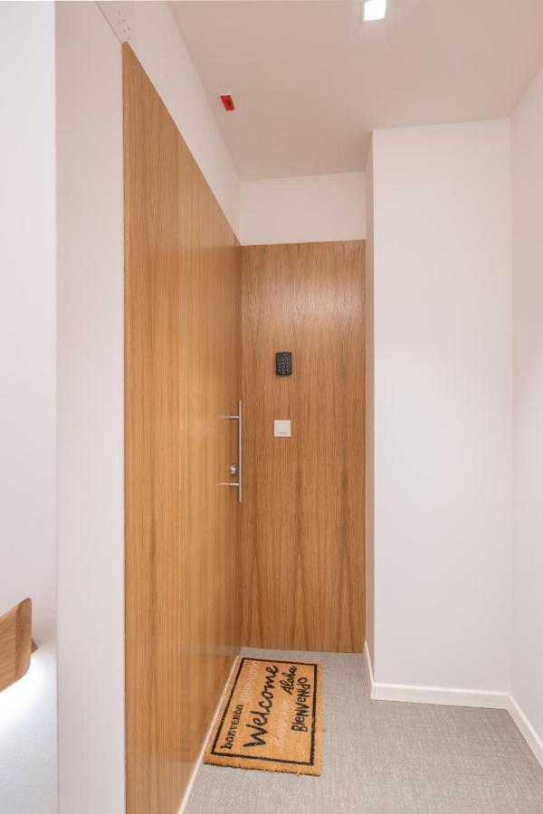 Vista Lisboa Guest Apartments Almada Exterior photo