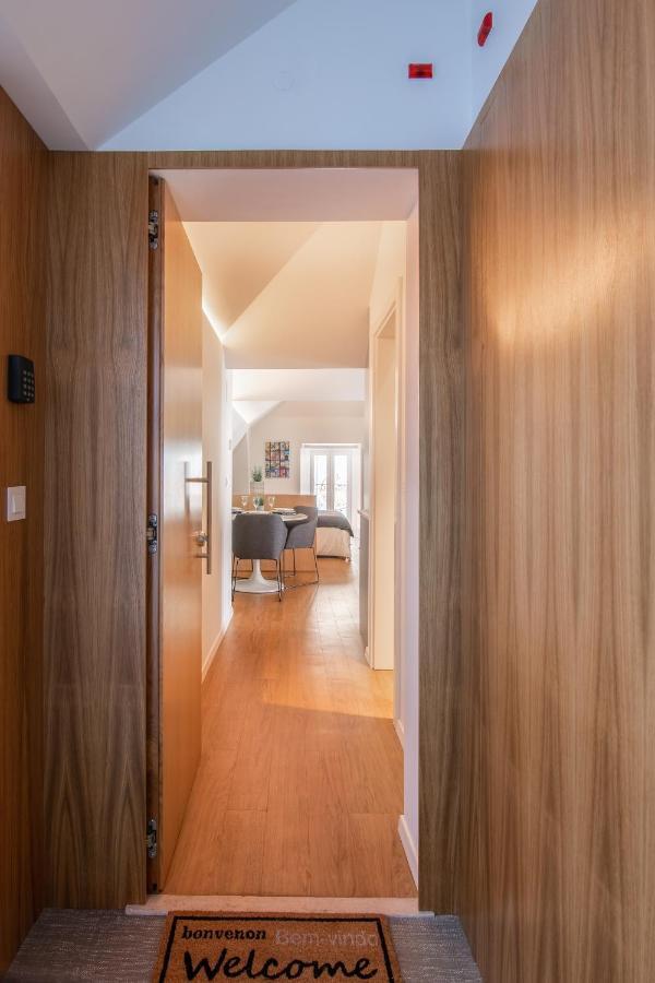 Vista Lisboa Guest Apartments Almada Exterior photo